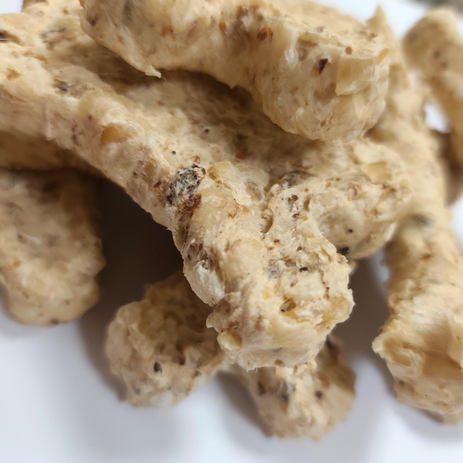 DELIKANKY Naturální kost - DRŠŤKY A BRUSINKY 6 ks DELIKANKY Naturální kost - DRŠŤKY A BRUSINKY 6 ks